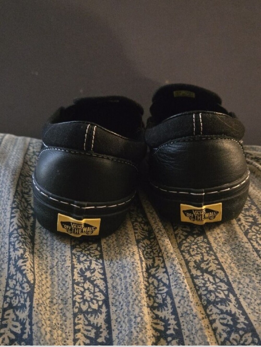 Vans Women's Black Slip-On Shoes with Multicolor Flame Embroidery - Picture 3 of 4